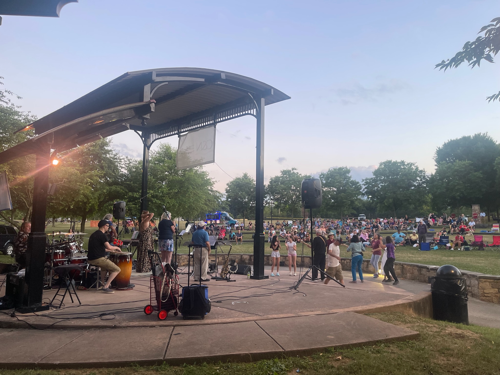 DS @ Wilson Farm Park, crowd shot